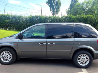 Chrysler Voyager foto 4