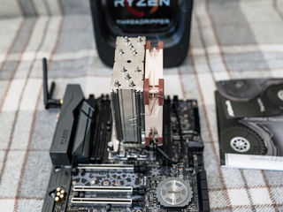 ASRock Socket TR4/ AMD X399/ DDR4 Wi-Fi/A&2GbE/ MicroATX Motherboard (X399M Taichi) foto 2