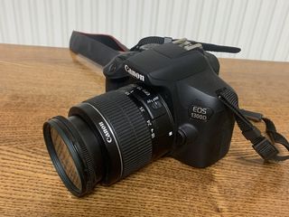 Canon Eos 1300d foto 4