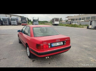 Audi 100 foto 6