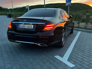 Mercedes E-Class foto 6