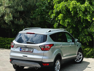 Ford Kuga foto 4