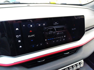 Geely Coolray foto 7