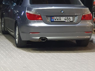 BMW 5 Series foto 5