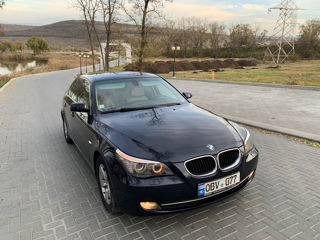 BMW 5 Series foto 3