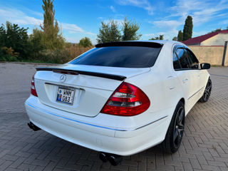 Mercedes E-Class foto 3