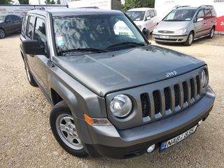 Jeep Patriot foto 1