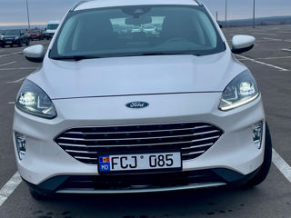 Ford Kuga foto 4