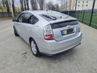 Toyota Prius foto 3