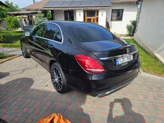 Mercedes C-Class foto 5