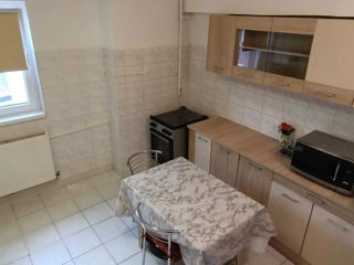 Apartament cu 2 camere, 55 m², Buiucani, Chișinău foto 5