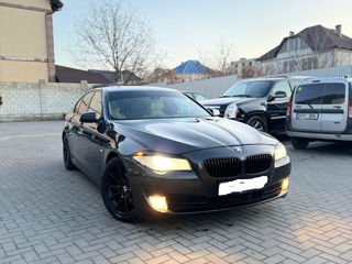 BMW 5 Series foto 5