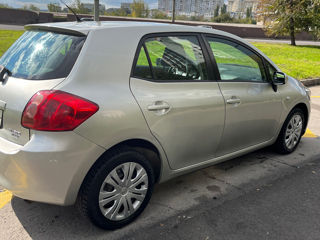 Toyota Auris foto 2