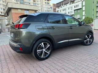 Peugeot 3008 foto 2