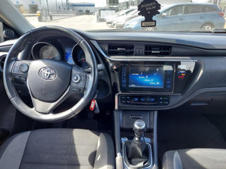 Toyota Auris foto 9