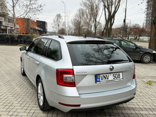 Skoda Octavia foto 6