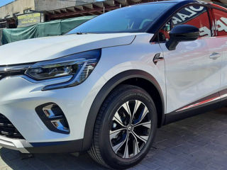 Renault Captur foto 2