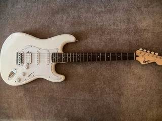 2021 fender squier bullet stratocaster hss arctic white  Indonesia foto 7