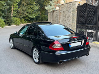 Mercedes E-Class foto 3