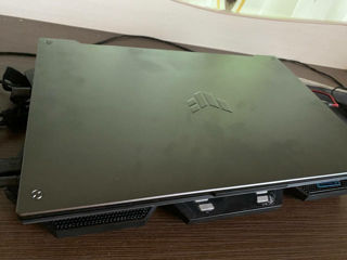 Asus TUF A17 model FA707RR foto 2