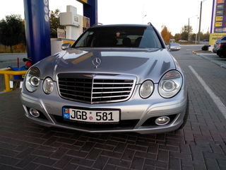 Mercedes E Class foto 1