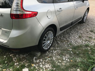 Renault Grand Scenic foto 4