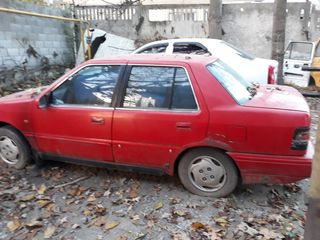 Hyundai Pony foto 2