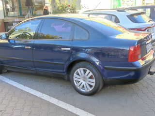 Volkswagen Passat foto 4