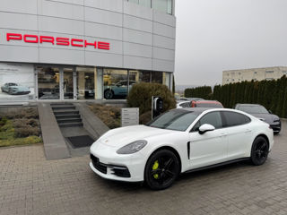 Porsche Panamera foto 2