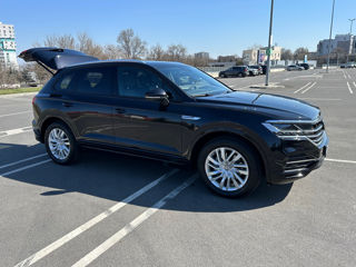 Volkswagen Touareg foto 2