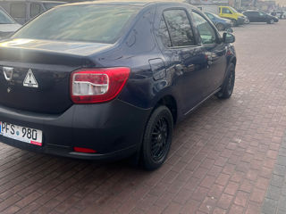 Dacia Logan foto 3