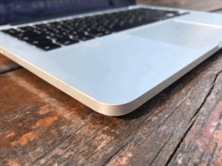 MacBook Pro (Retina, 13-inch) foto 4