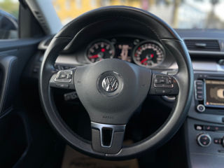 Volkswagen Passat foto 12