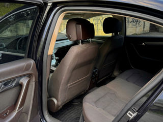 Volkswagen Passat foto 4