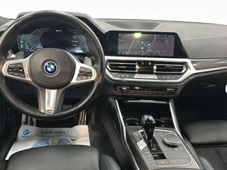 BMW 3 Series foto 5