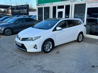 Toyota Auris foto 4