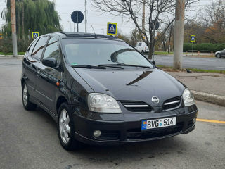 Nissan Almera Tino foto 7