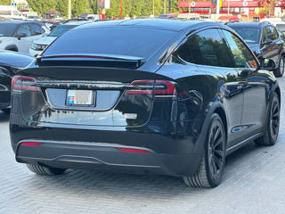 Tesla Model X foto 3