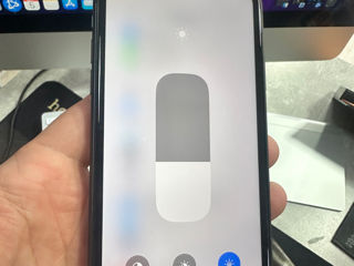 iPhone 11 64gb состояние супер!!! foto 5