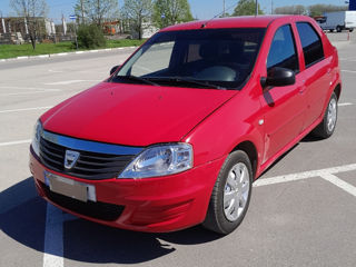 Dacia Logan foto 1