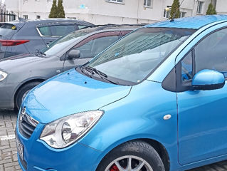 Opel Agila foto 1