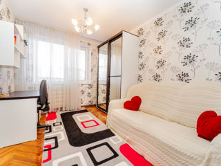 Apartament cu 3 camere, 77 m², Botanica, Chișinău foto 9