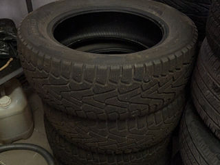 Anvelope de iarna Pirelli 235/60/R18