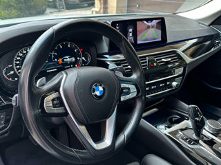 BMW 5 Series foto 7