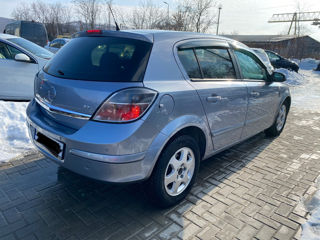 Opel Astra foto 4