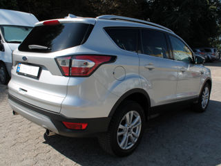 Ford Kuga foto 4