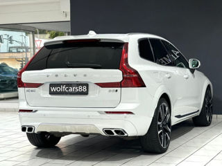 Volvo XC60 foto 2