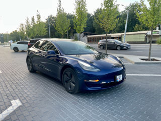 Tesla Model 3 foto 7