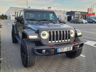 Jeep Wrangler фото 1