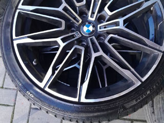 Шины с дисками R19 на BMW